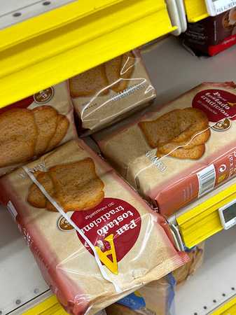 Fotografia tomada fuera de Supermercados Alimerka - Supermercado en León, León