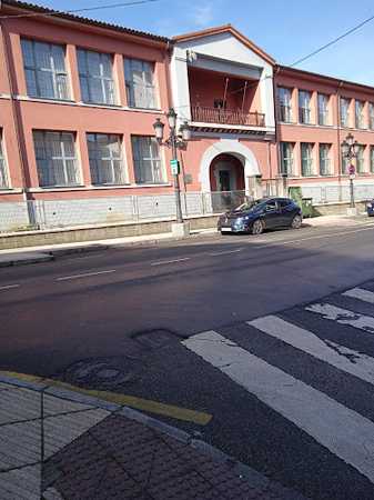 Fotografia tomada fuera de Supermercados Alimerka - Supermercado en Nava, Asturias