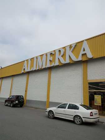 Fotografia tomada fuera de Supermercados Alimerka - Supermercado en Grado, Asturias