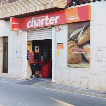 Fotografia tomada fuera de Supermercados Charter - Supermercado en Landete, Cuenca