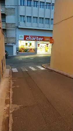 Fotografia tomada fuera de Supermercados Charter - Supermercado en Soneja, Castellón