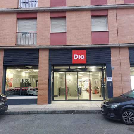 Fotografia tomada fuera de Supermercados Dia - Supermercado en Badajoz, Badajoz