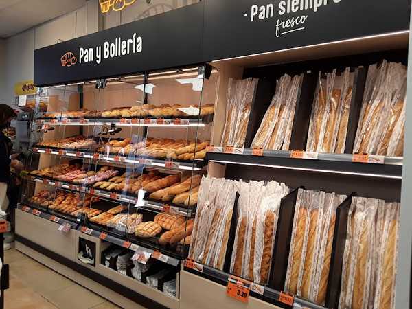 Fotografia tomada fuera de Supermercados Dia - Supermercado en El Barco de Ávila, Ávila