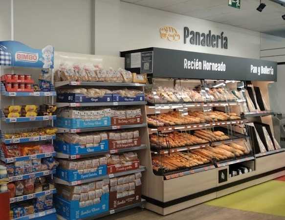 Fotografia tomada fuera de Supermercados Dia - Supermercado en El Ejido, Almería