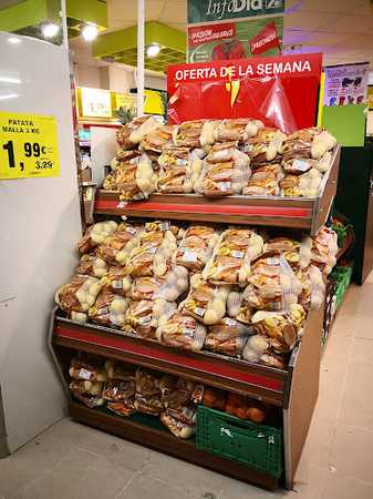 Fotografia tomada fuera de Supermercados Dia - Supermercado en Jarandilla de la Vera, Cáceres