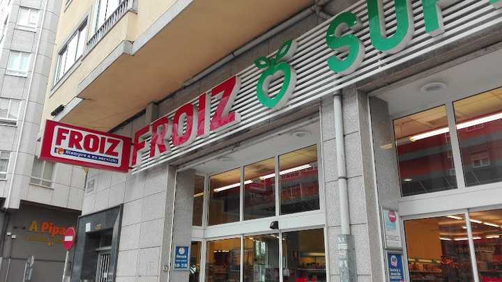 Fotografia tomada fuera de Supermercados Froiz - Supermercado en Lugo, Lugo