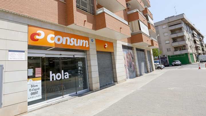 Fotografia tomada fuera de Supermercat Consum - Supermercat en Lleida, Lleida