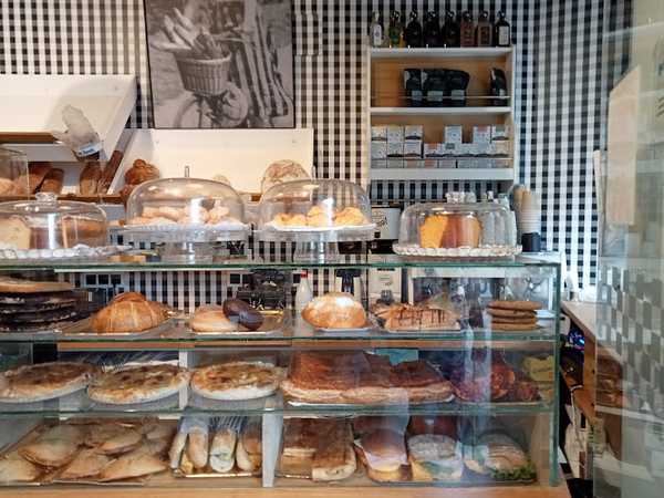 Fotografia tomada fuera de Al pan pan - Panadería en Vilagarcía de Arousa, Pontevedra