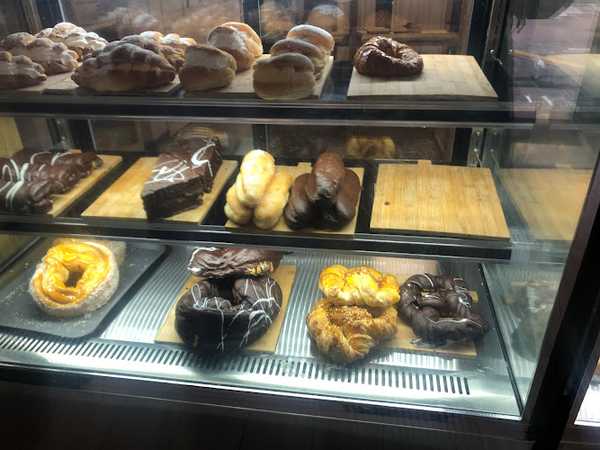 Fotografia tomada fuera de Sweet pastry lidons - Tienda de tartas en Arganda del Rey, Madrid