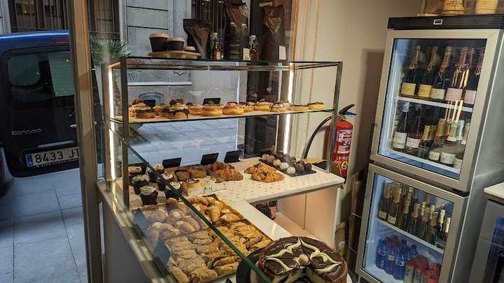 Fotografia tomada fuera de TARTISSE - Pastelería en Barcelona, Barcelona