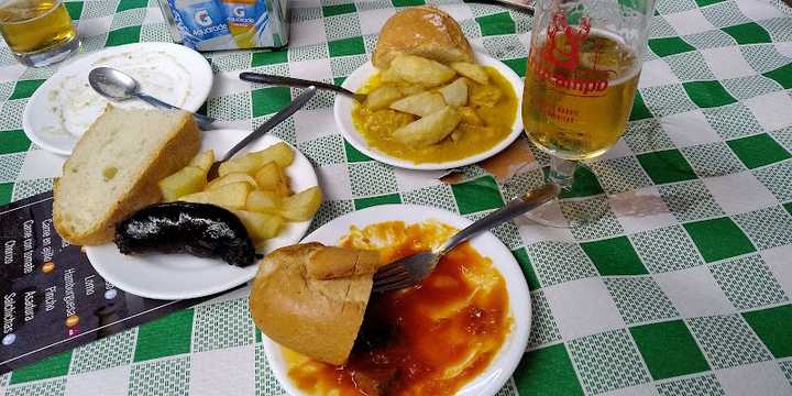 Fotografia tomada fuera de Terraza verano Bar Almería (La Fuente) - restaurantes en Enix, Almería