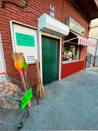 Fotografia tomada fuera de Tienda de Alimentación Eljas - Euromercado Jálama - Tienda de alimentación en Eljas, Cáceres