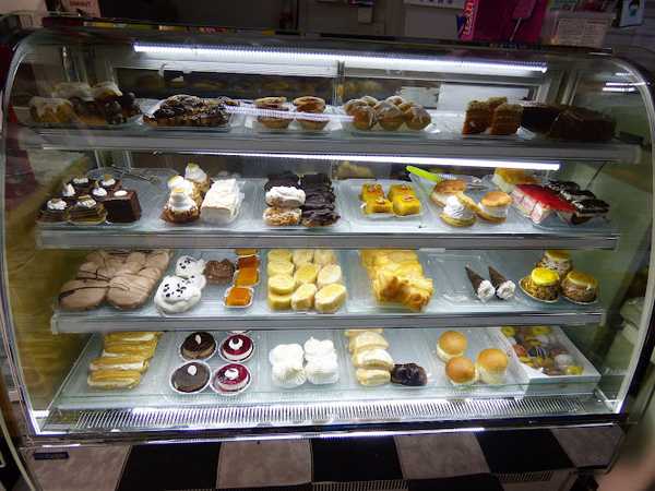 Fotografia tomada fuera de TIENDA DE ALIMENTACIÓN EN ALMENDRALEJO LA PAZ - Tienda de alimentación en Almendralejo, Badajoz