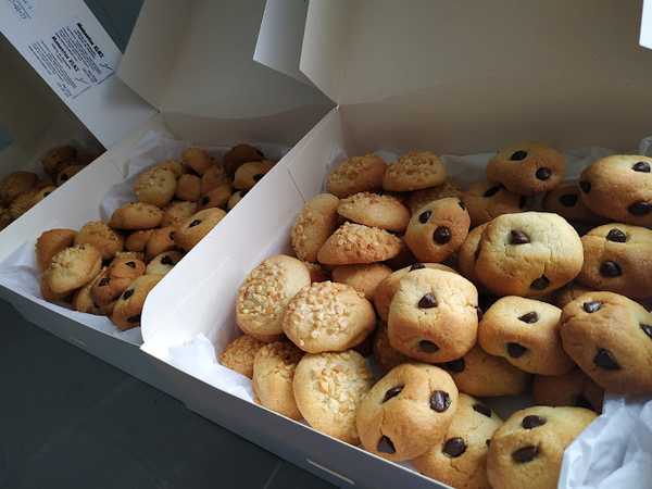 Fotografia tomada fuera de Tienda Momentos Kuki - Tienda de galletas en ES, Asturias