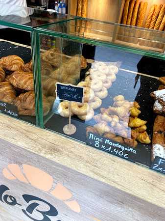 Fotografia tomada fuera de Todo Bueno - Panadería en Barberà del Vallès, Barcelona