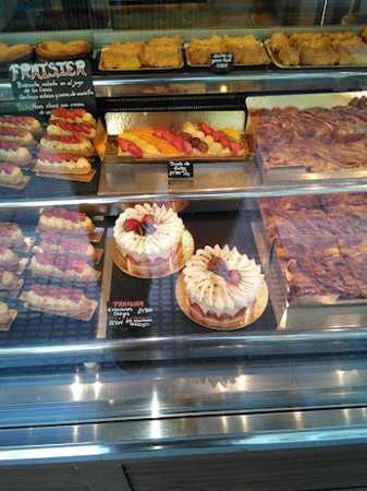 Fotografia tomada fuera de Tolosana - Pastelería Zaragoza y Panadería - Pastelería en Zaragoza, Zaragoza