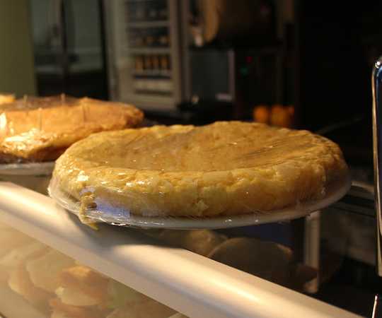 Fotografia tomada fuera de Cafetería Los Olmos 2 - cafeterías en Oviedo, Asturias
