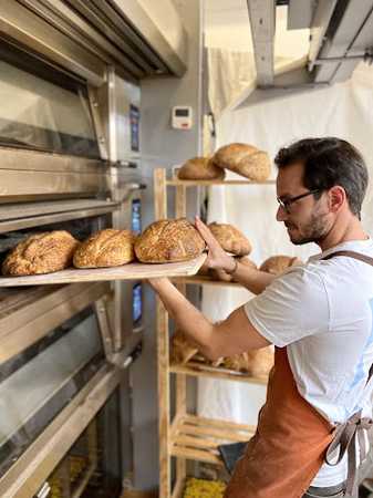 Fotografia tomada fuera de UCO BAKERY Olivar - Panadería en Palma, Baleares