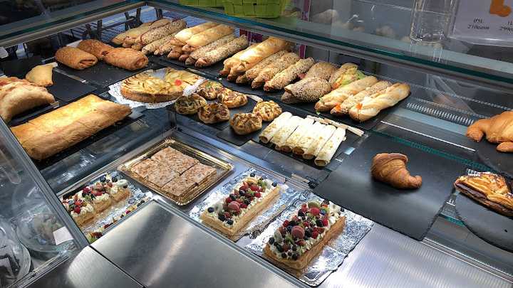 Fotografia tomada fuera de Cafetería Manduca bona - Cafetería en Peniscola, Castellón