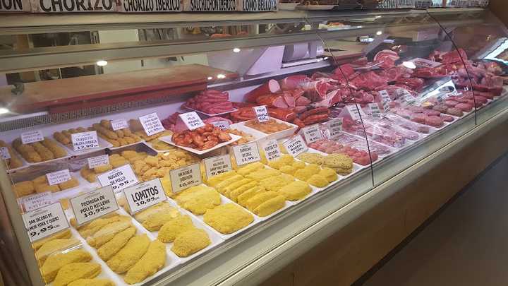 Fotografia tomada fuera de Úniko Delicatessen - Tienda de delicatessen en Torrelavega, Cantabria