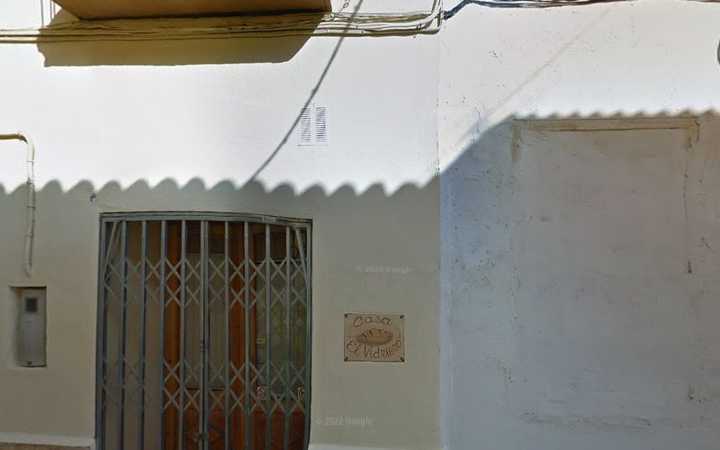 Fotografia tomada fuera de Villanua Serrate, J. L. - Panadería en Sariñena, Huesca