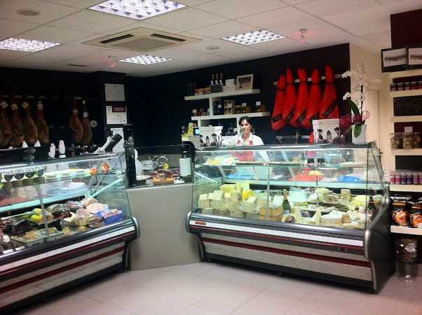 Fotografia tomada fuera de AL-TALL GOURMET - Supermercado en Altea, Alicante