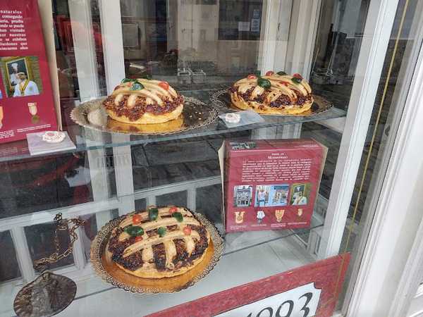 Fotografia tomada fuera de Cafetería O Rincón de Mondoñedo - cafeterías en Mondoñedo, Lugo