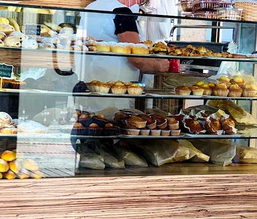 Fotografia tomada fuera de Cafetería Panadería Mayte - cafeterías en Elche, Alicante