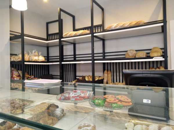 Fotografia tomada fuera de Cafetería panadería Nstra. Sra. De los Ángeles - cafeterías en Alicante, Alicante