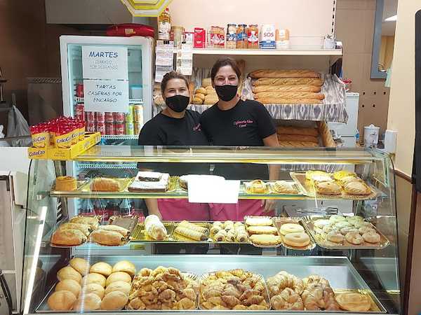 Fotografia tomada fuera de Cafeteria Panaderia Ven Carol - cafeterías en Palma, Baleares
