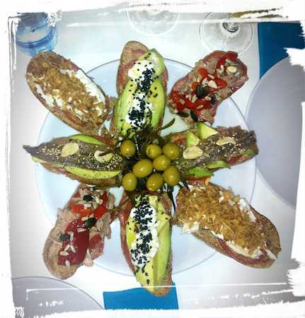 Fotografia tomada fuera de Cafeteria Teatre Artà - cafeterías en Artà, Baleares