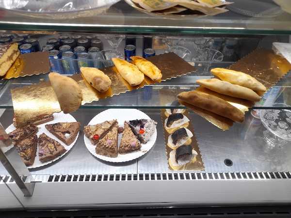 Fotografia tomada fuera de Cafeteria-Pastelería ACUARIUM - cafeterías en Benidorm, Alicante