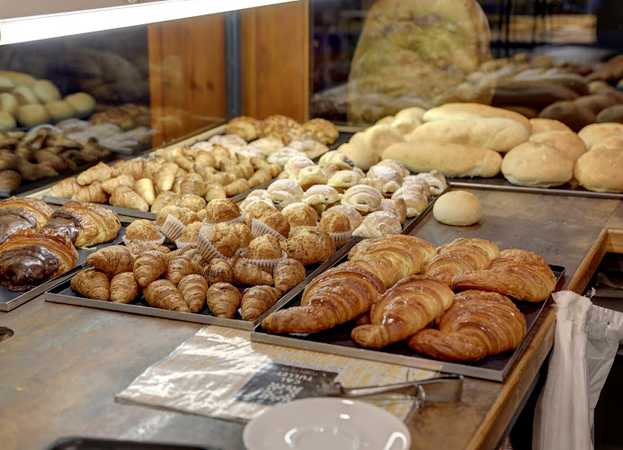 Fotografia tomada fuera de Cal Tullet, Forn de pa - Panadería en L'Espluga de Francolí, Tarragona