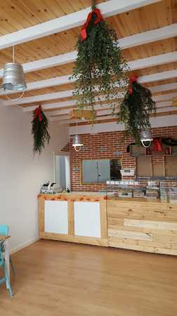 Fotografia tomada fuera de Camus Dulces Artesanales - Pastelería en Santander, Cantabria