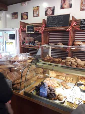 Fotografia tomada fuera de CAN GIRONÈS - Forn de pa en Blanes, Girona