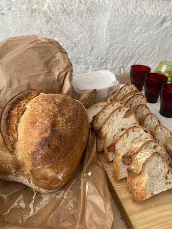 Fotografia tomada fuera de Can Xeixa - Panadería en Alaior, Baleares