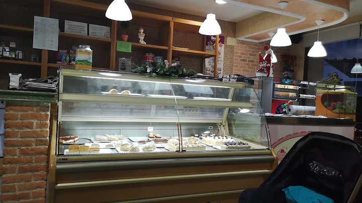 Fotografia tomada fuera de Carloba - Hamburguesería en Moraleja, Cáceres