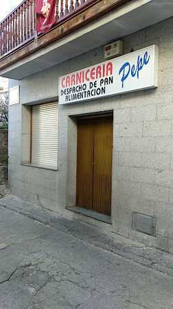 Fotografia tomada fuera de Carniceria Pepe Despacho De Pan Alimentacion - Comercio en Mijares, Ávila