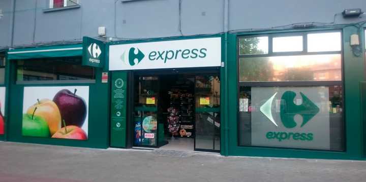 Fotografia tomada fuera de Carrefour Express - Supermercado en Irun, Gipuzkoa