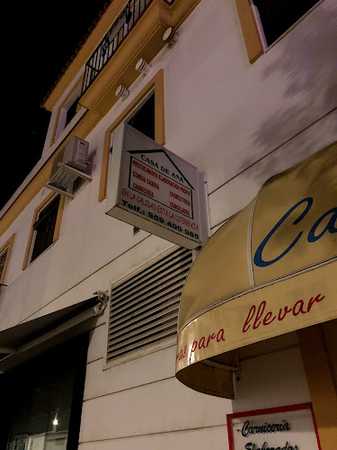 Fotografia tomada fuera de Casa de Ana - Tienda de alimentación en La Palma del Condado, Huelva