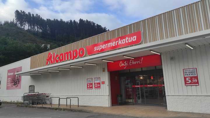 Fotografia tomada fuera de Alcampo Supermercado - Supermercado en Arrasate, Gipuzkoa