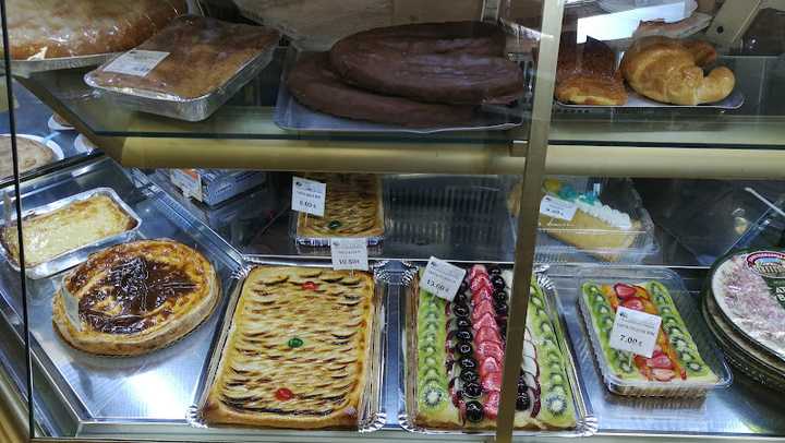 Fotografia tomada fuera de Casa Zapateiro - Panadería en ES, A Coruña