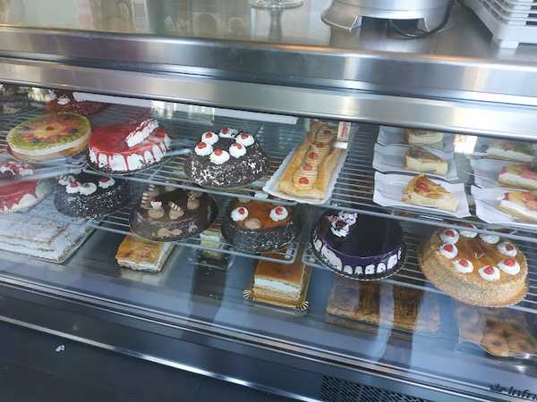 Fotografia tomada fuera de Casamayor Sin Gluten - Pastelería en Cuenca, Cuenca