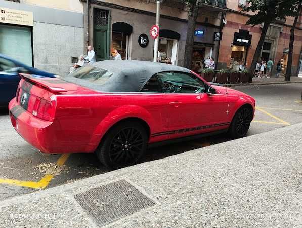 Fotografia tomada fuera de casamoner Pare Claret - Panadería en Girona, Girona