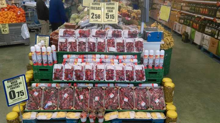 Fotografia tomada fuera de CASH FRESH - Supermercado de descuentos en Guareña, Badajoz