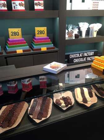Fotografia tomada fuera de Chocolat Factory Sant Cugat - Tienda de productos de chocolate en Sant Cugat del Vallès, Barcelona