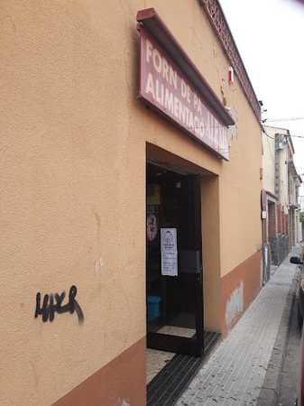 Fotografia tomada fuera de alexis forn de pa s.c. - Forn de pa en Figueres, Girona