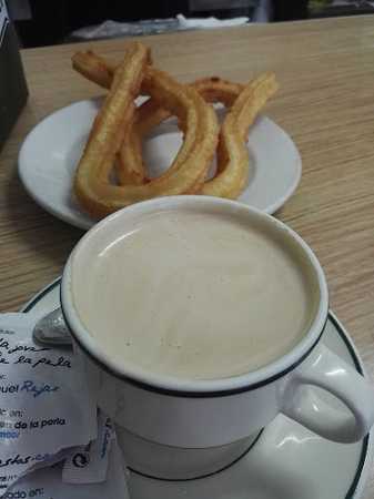 Fotografia tomada fuera de Churrería Blanco - Churrería en La Bañeza, León