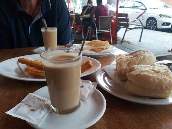 Fotografia tomada fuera de Churrería Fontanales Titerroy - Churrería en Arrecife, Las Palmas