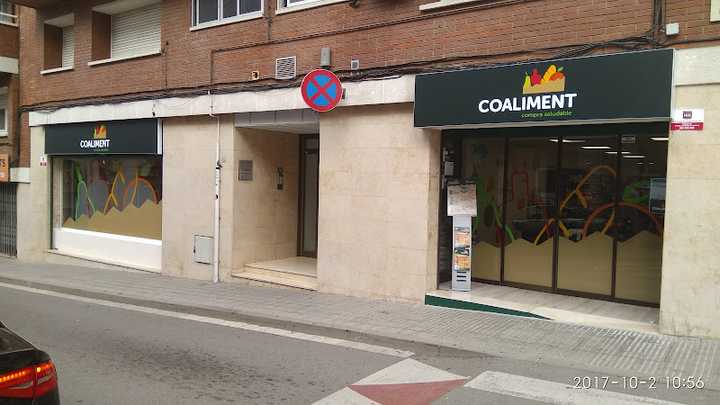 Fotografia tomada fuera de Coaliment - Supermarket en Caldes de Montbui, Barcelona